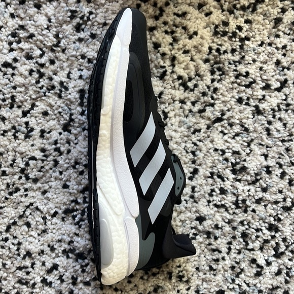 Men’s Adidas Solarboost Sneakers - Picture 5 of 10